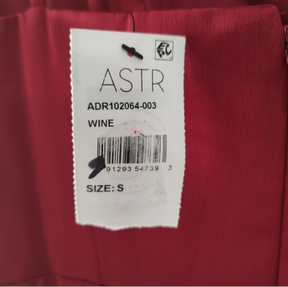 ASTR The Label Red Satin Midi Dress Small NWT - Picture 5 of 10